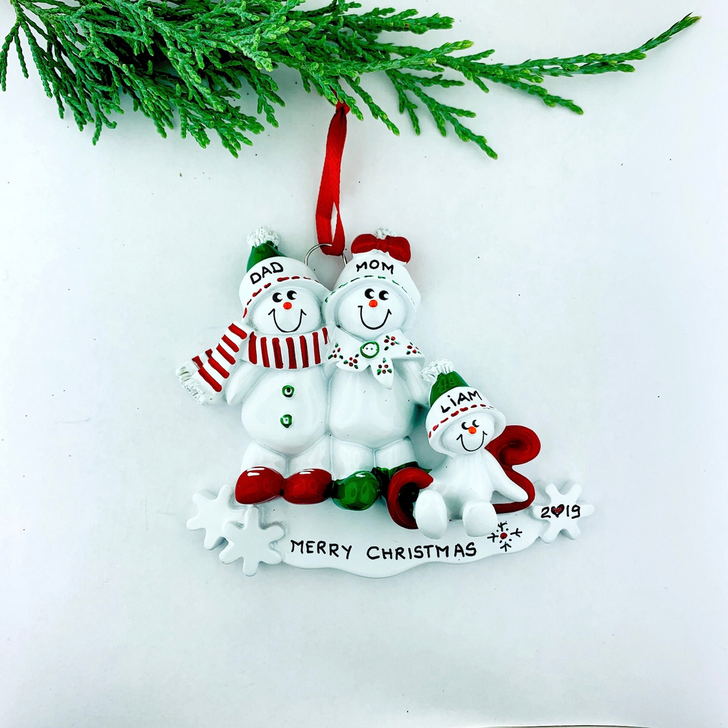 Snowman Family Personalized Christmas Ornament