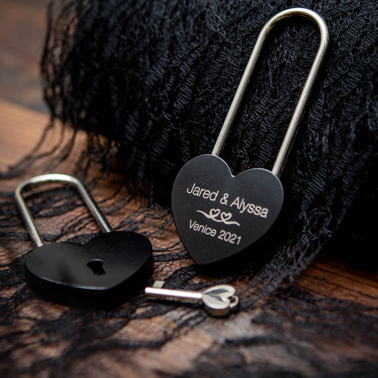 Personalized Engraved Heart Love Lock with Key