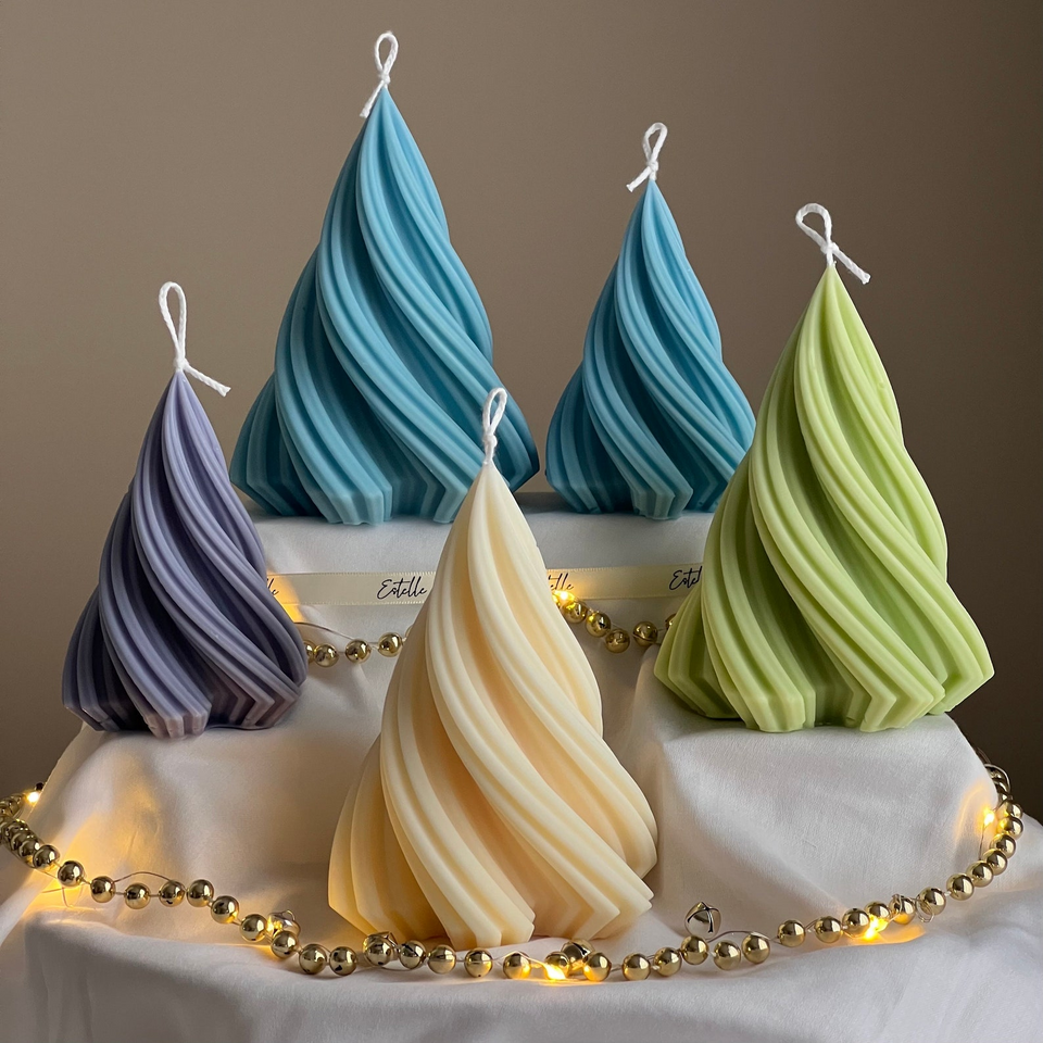Handmade Swirl Ribbed Christmas Tree Candle