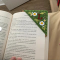 Personalized Hand Embroidered Corner Bookmark, Felt Triangle Page Stitched Corner Handmade Bookmark, gift for her and mom