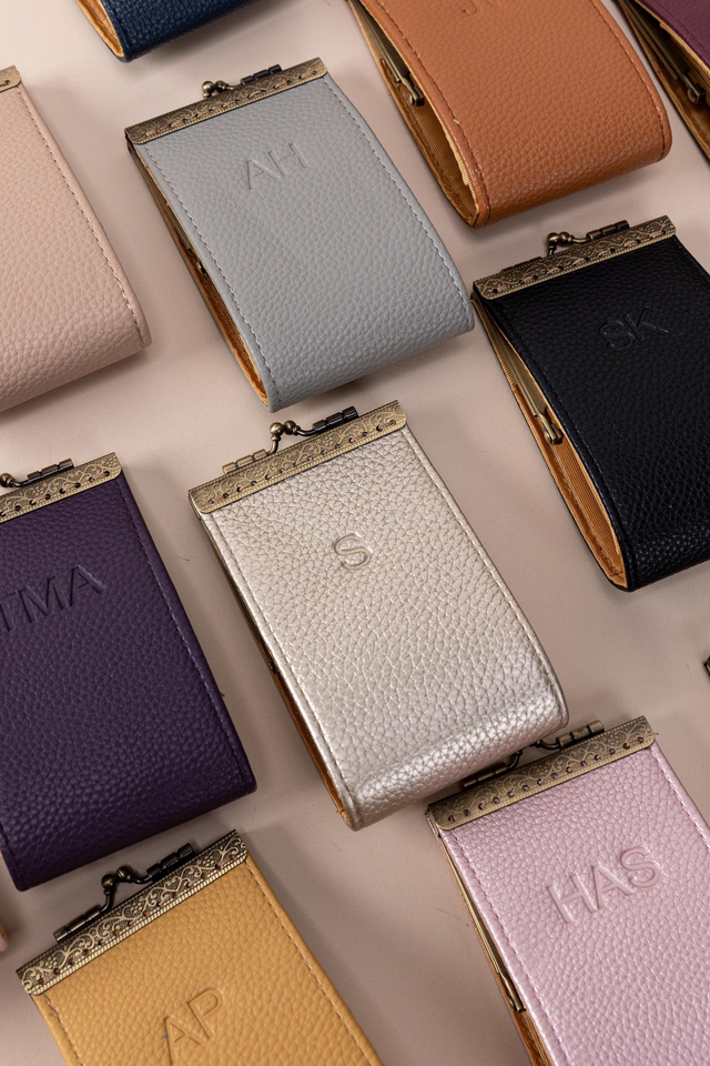 Personalized Kiss Lock Card Wallet Leather Pouch