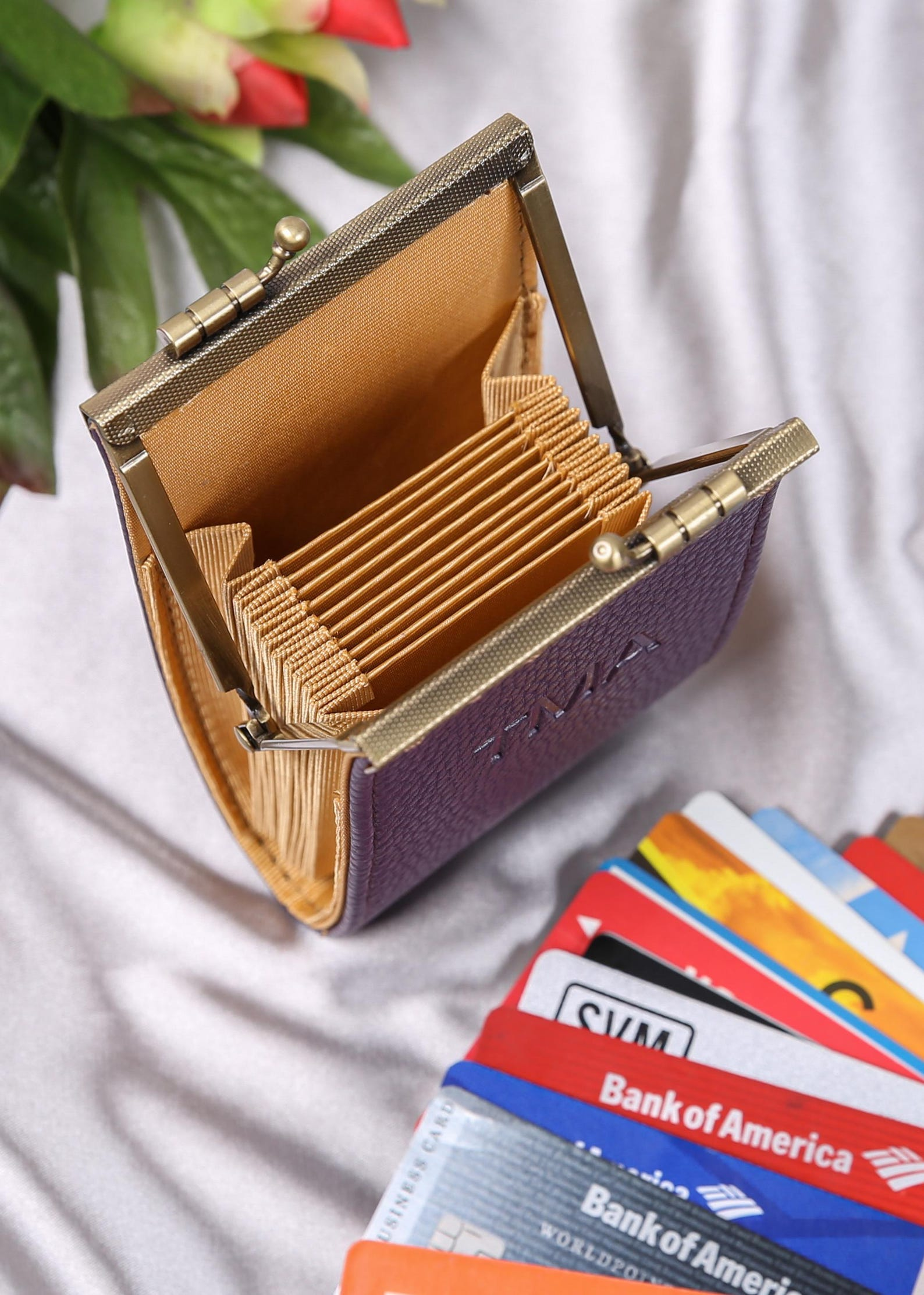 Personalized Kiss Lock Card Wallet Leather Pouch