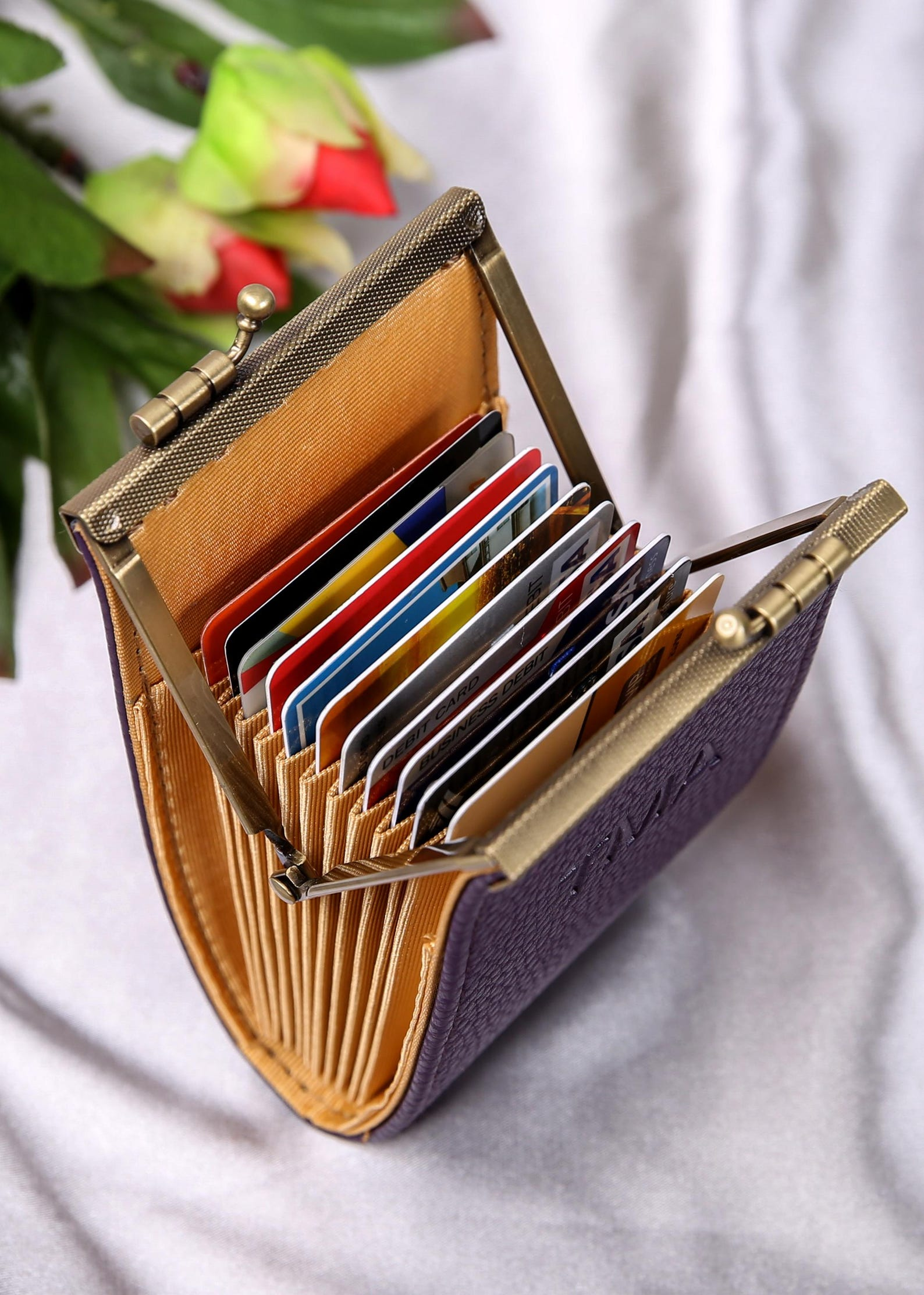 Personalized Kiss Lock Card Wallet Leather Pouch